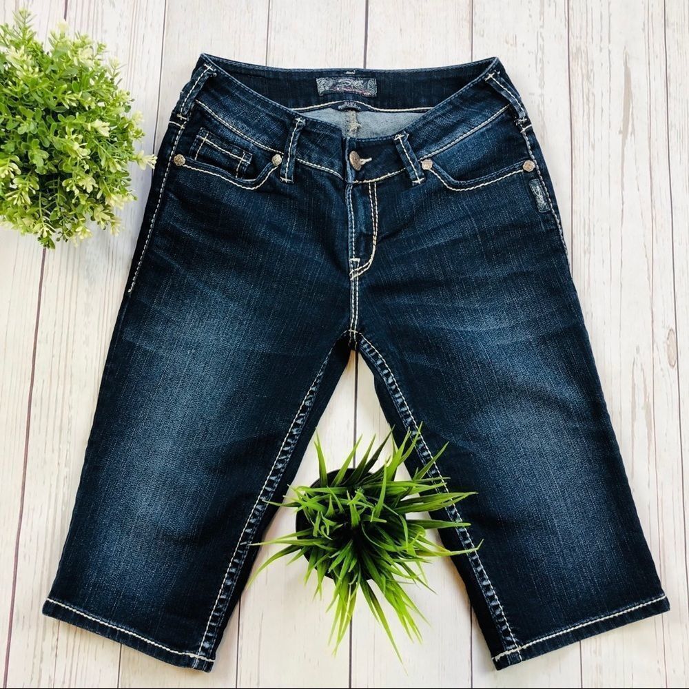 Silver Suki Bermuda Jeans Size 27